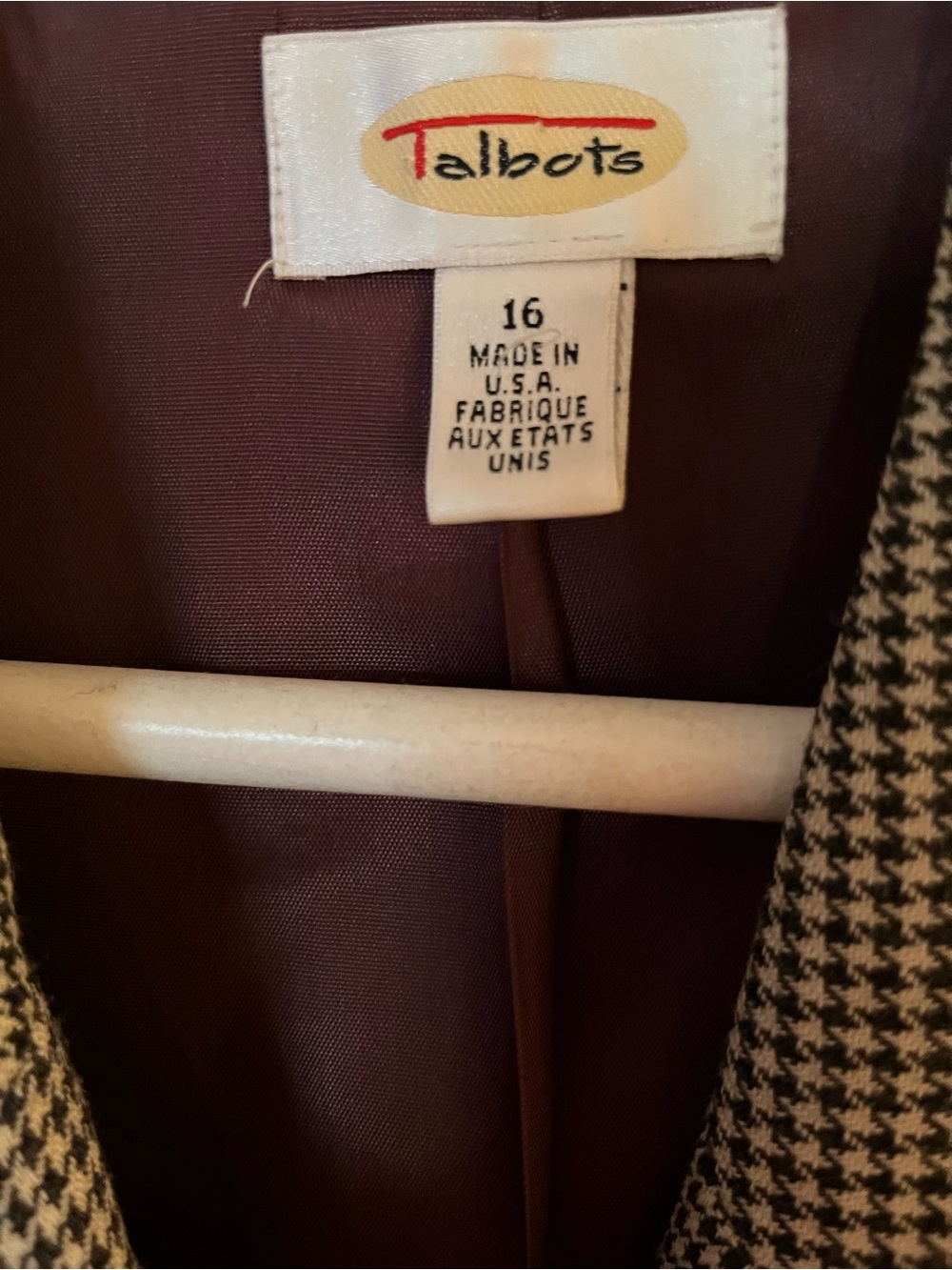 Talbot’s Women’s Brown, Tan & White Houndstooth Double-Breasted Blazer - Picture 2 of 3